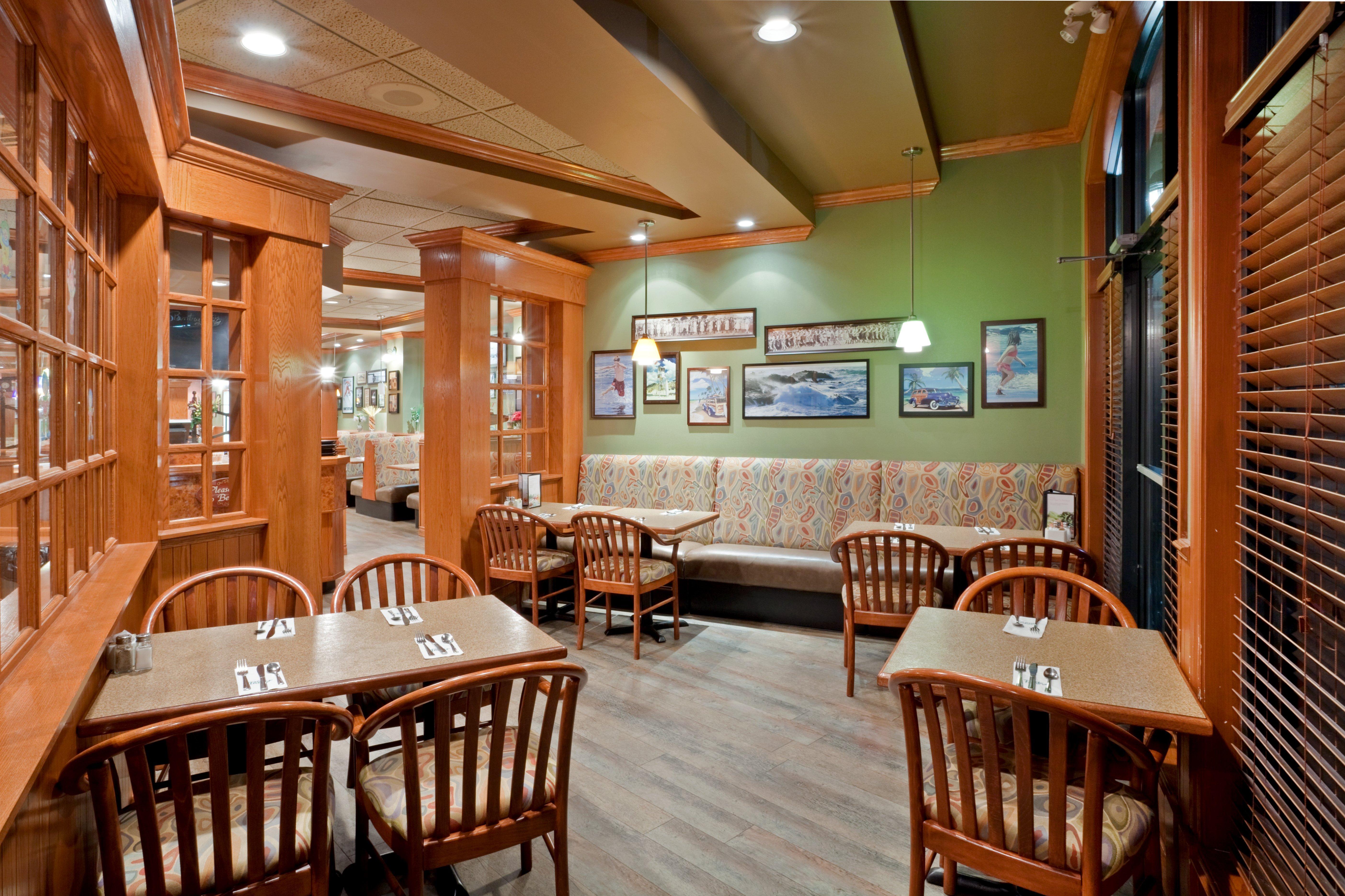 Holiday Inn & Suites North Vancouver By Ihg Exterior foto