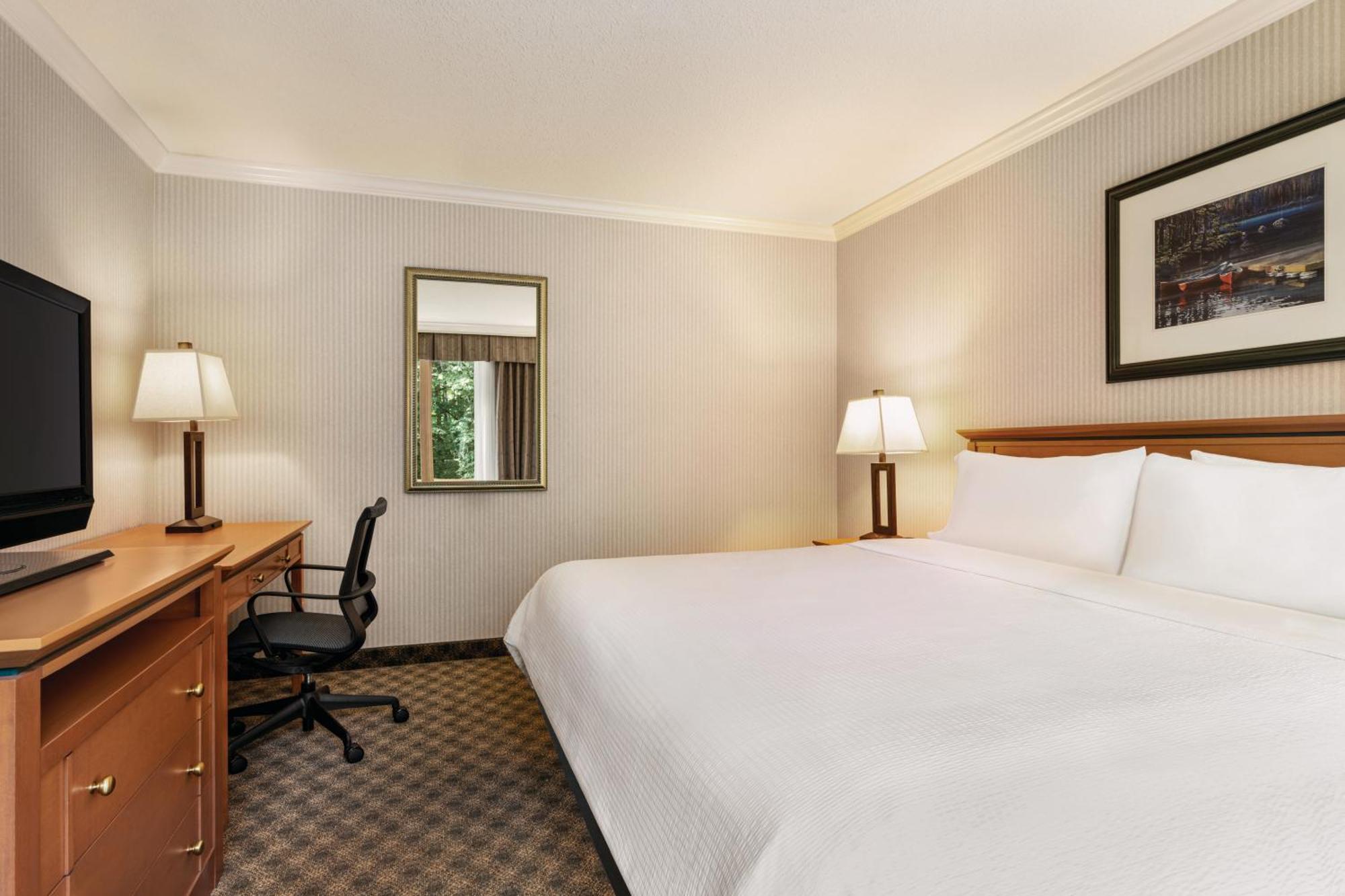 Holiday Inn & Suites North Vancouver By Ihg Exterior foto
