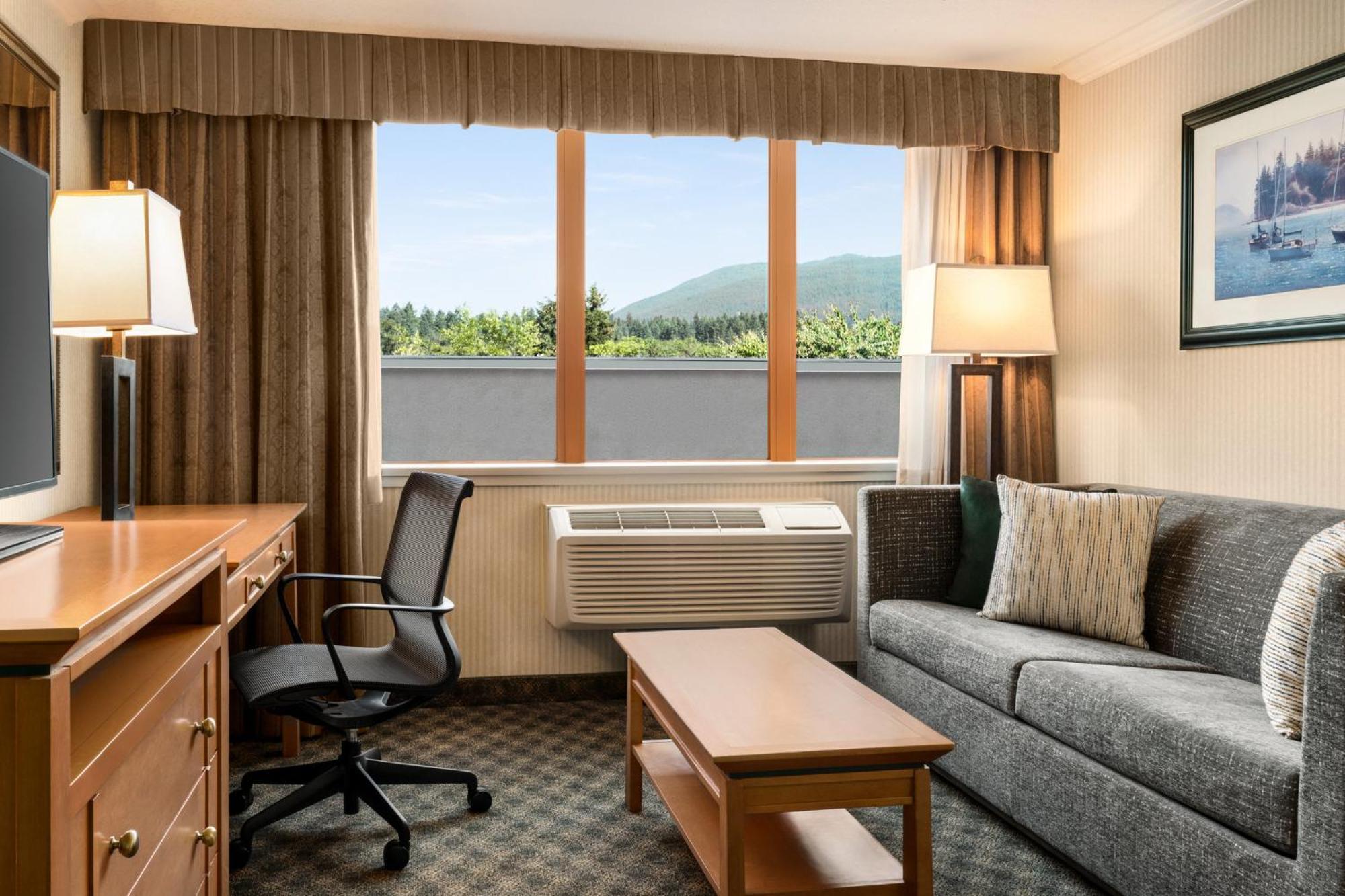 Holiday Inn & Suites North Vancouver By Ihg Exterior foto